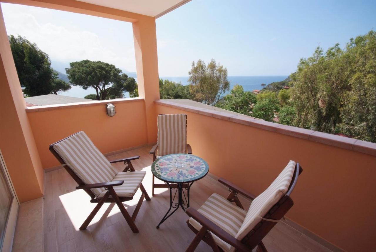 Camping Village Scaglieri Portoferraio Exterior photo