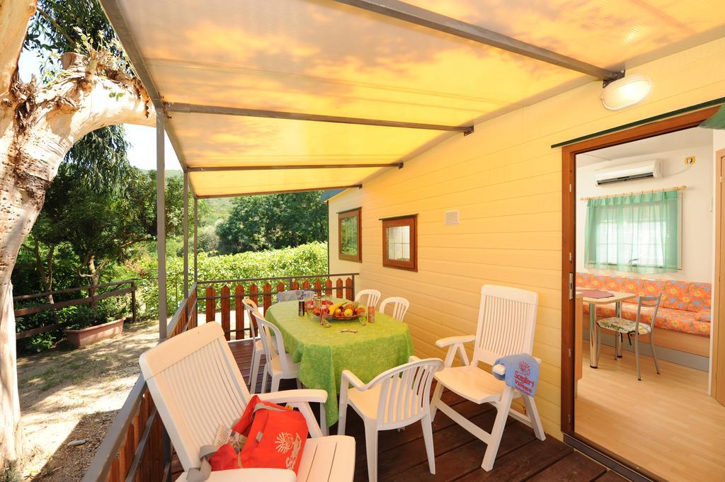 Camping Village Scaglieri Portoferraio Exterior photo