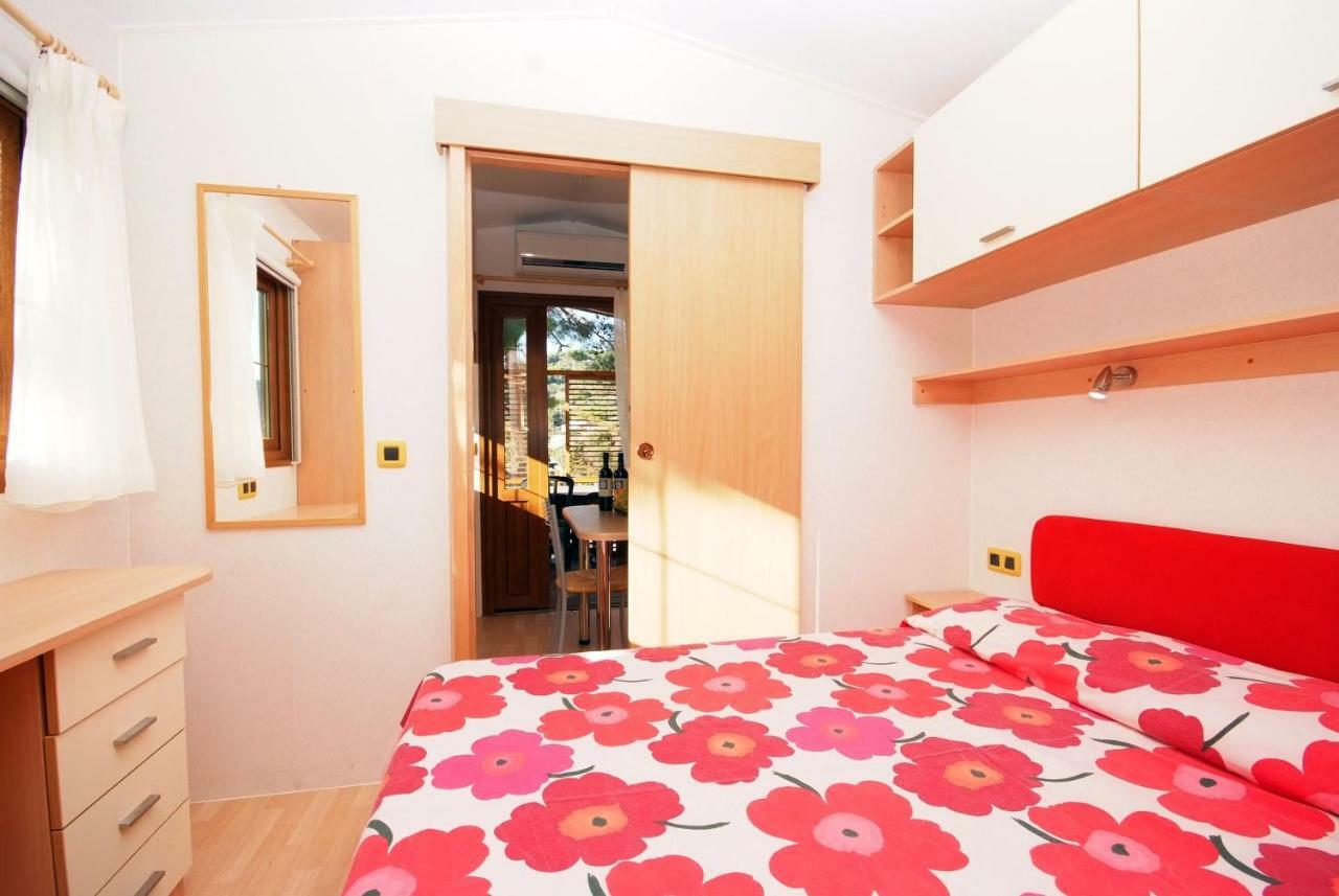 Camping Village Scaglieri Portoferraio Exterior photo